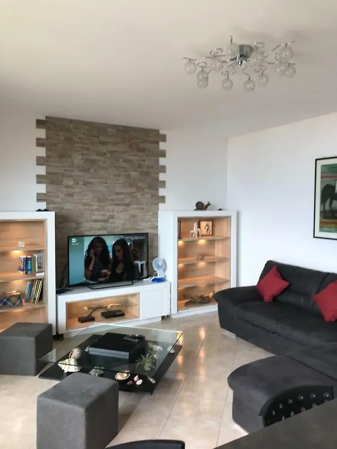 Apartment With Garden And Terrace Beautiful Lake View Bellano